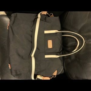 Kate Spade travel bag with detachable strap